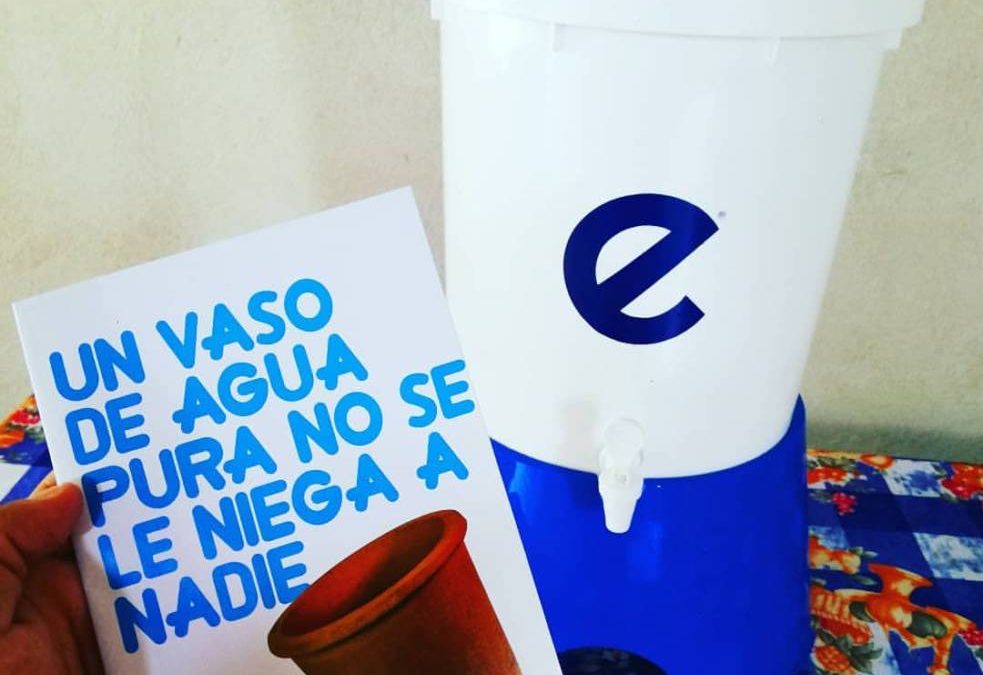 Creatividad de guatemaltecos lleva agua potable al área rural